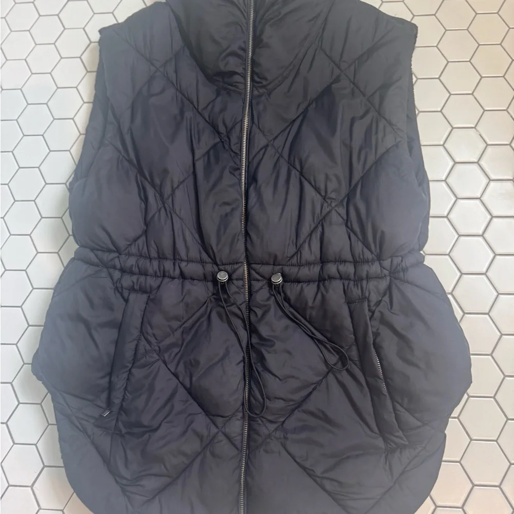 Free People Venture on reversible vest size small - Picture 7 of 15